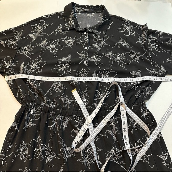SHEIN Black Jumpsuit Button Front Allover Floral Print Size 4XL B33#43 - Picture 8 of 9